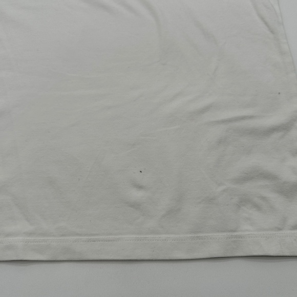White Guess logo Men’s Tee size medium - Picture 9 of 10